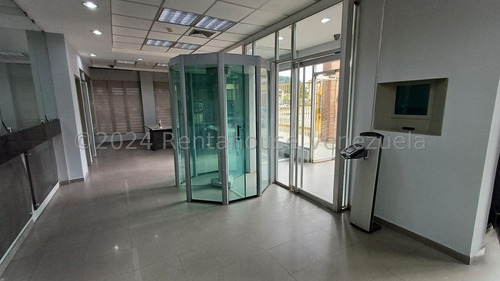 Local Venta Conserva Módulos De Trabajo,especial Para Banco Y Servicio De Encomienda, Aire Acondicionado Central, San Blas Valencia Carabobo Leida Falcon Lf24-25462