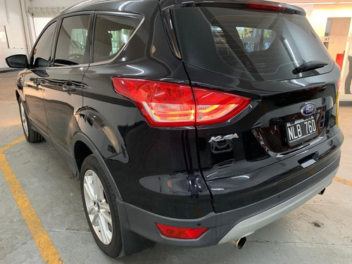 Ford Kuga Titanium 1.6t 6a/t Awd Inmaculada, Sin Detalles
