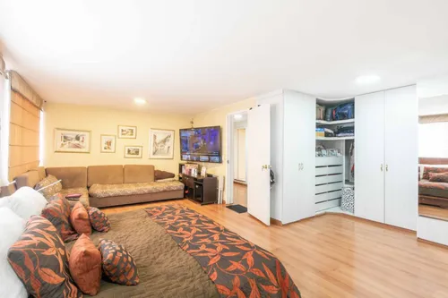 Apartamento En Venta En El Chicó. Cod V6217