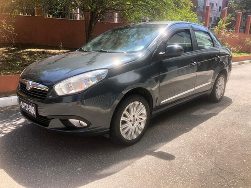 Fiat Grand Siena 1.6 16v Essence Flex 4p