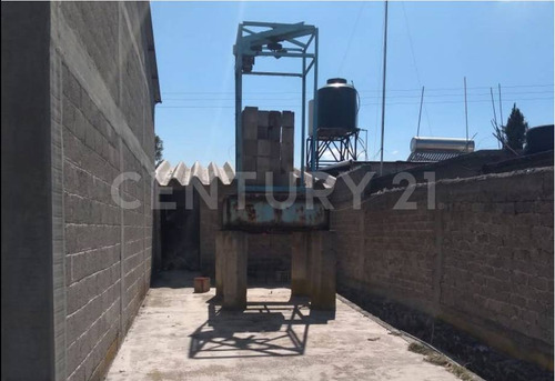 Bodega Con Amplio Terreno En Venta En Jilotepec, Estado De México