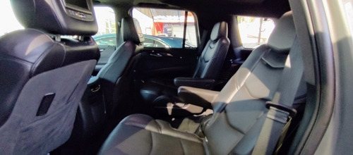 Imagen 10 de 11 de Cadillac Escalade 2018 6.2 Plinum 4x4 At