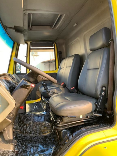 Ford Cargo 1317 Ano 10 Reduzido Carroceria R$ 165.000,00 Av