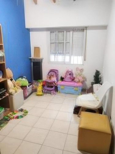 Casa En Venta - 4 Dormitorios 2 Baños - Cocheras - 150mts2 - Martínez, San Isidro