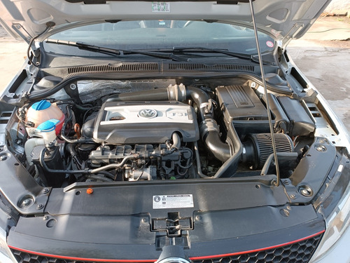 Volkswagen Vento 2.0 Sportline Tsi 200cv Bi-xenon