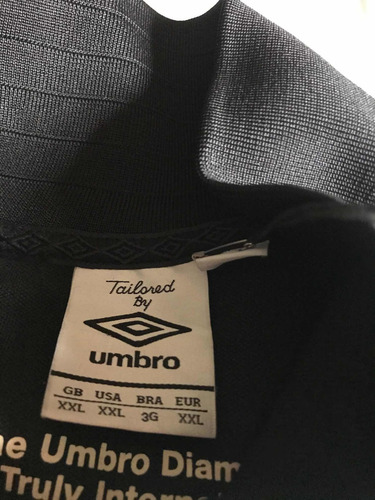 Chaqueta Umbro Negra Y Dorado All Xxl 2xl Nuv Umbro