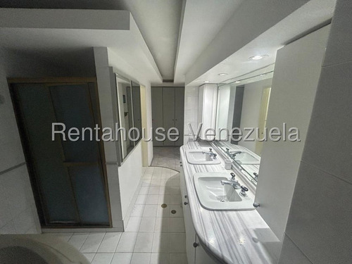 Amplio Apartamento En Alquiler En Alto Hatillo #25-13619 Josmary Sanjuan