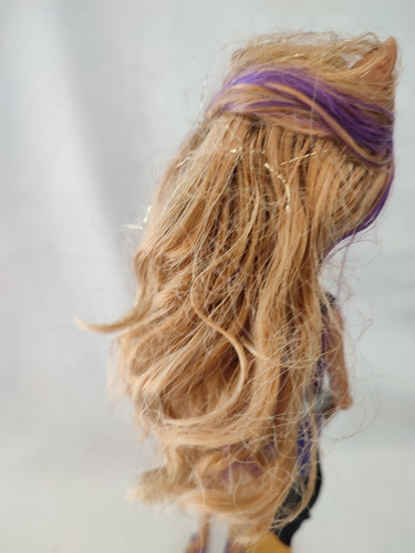 Clawdeen Wolf Muñeca Monster High 13 Deseos (Usado)