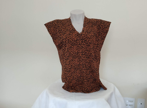 Imagem 2 de 3 de Camiseta T-shirt Feminina Estilosa Oncinha Animal Print