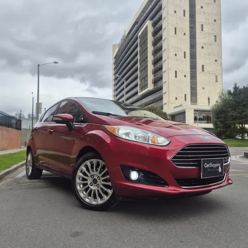 Ford Fiesta 1.6 Titanium Mec HB EL MÁS FULL CERTIFICADO POR AUTOMAS