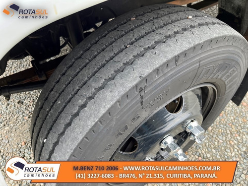 Imagem 6 de 11 de M.benz 710