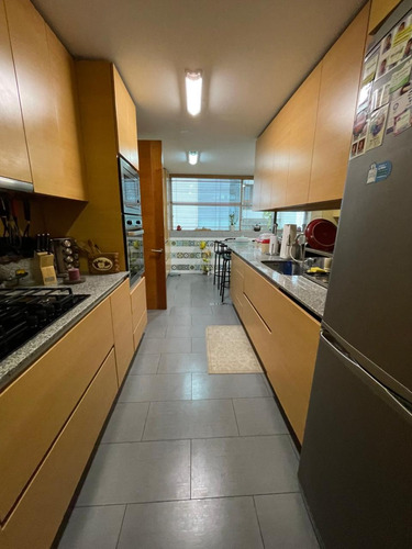 Tejada 4d+4b+4est+1bod+piso Bajo+piscinas+areas Verdes