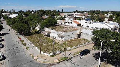 Excepcionales Últimos 2 Lotes En Venta En Villa Dolores, Av. San Martín Esquina Edison