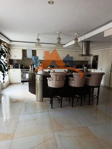 Venta Casa De Cuatro Dormitorios En Club De Campo San Diego