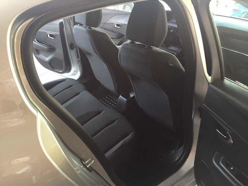 Peugeot New 208 Active