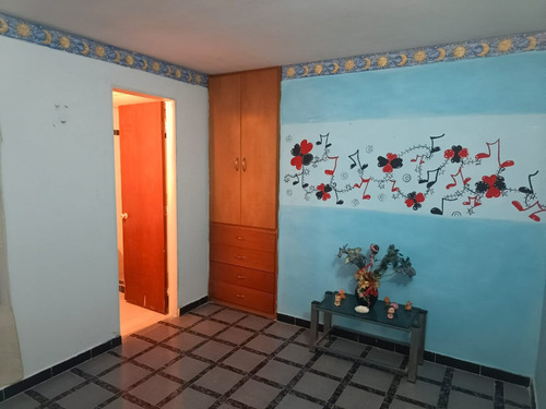 Casa En Venta En Guatire Castillejo De Un Nivel Economica Acogedora En Calle Cerrada Cerca Del Hospital Conjunto Residencial Mucuchies Con Terraza Patio Techado