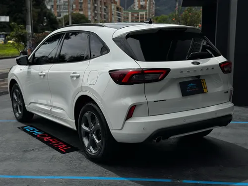 Ford Escape 2.5 St-Line Select Awd Ecvt Hibrida