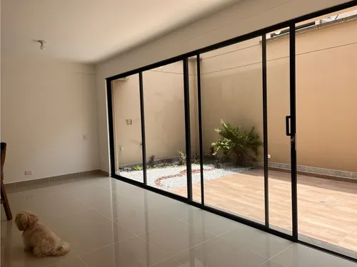 Casa Duplex En Arriendo En Unidad Abierta, A 2 Cuadras Del Parque De San Antonio
