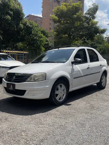 Renault Logan 1.6 expression.