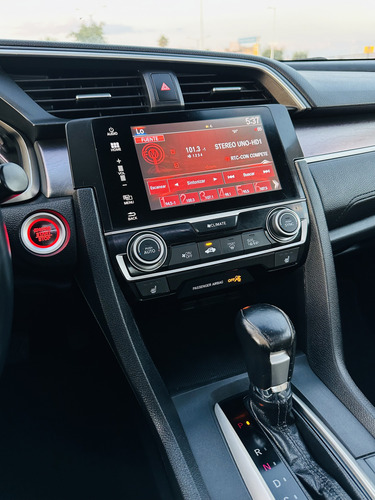 Honda Civic TOURING TURBO