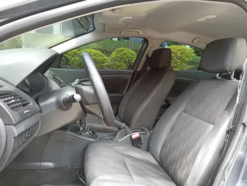 Renault Fluence 1.6 Confort