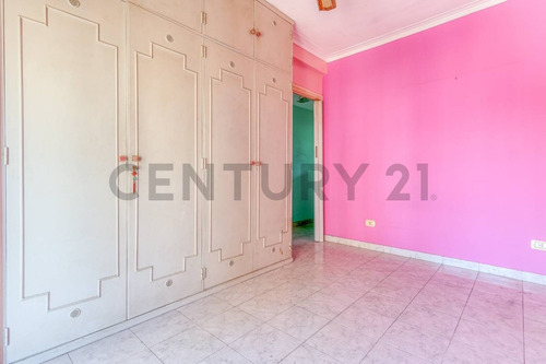 Imagen 3 de 12 de Depto En Venta 3 Ambientes Con Terraza Cubierta En Almagro