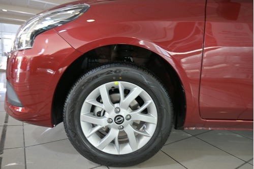 Nissan V-Drive 1.6 Mt A/C Audio