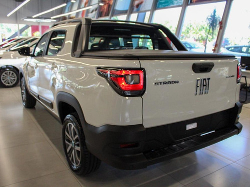 Fiat Strada 1.3 Volcano Cab. Dupla 16v Flex 4p