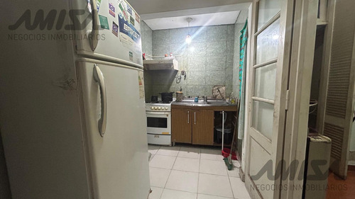 Casa A Reciclar A Metros De Bv. Oroño
