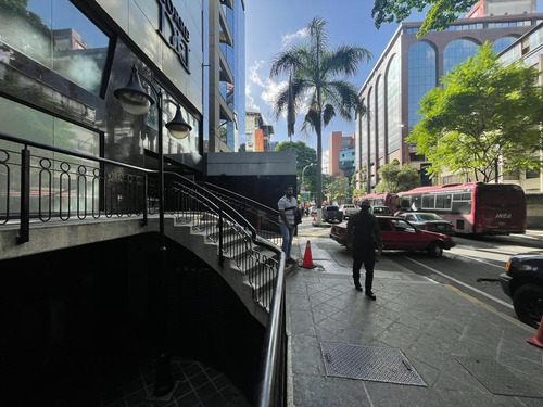 Imagen 5 de 7 de Se Vende Local Comercial Torre D&d 29m² Las Mercedes