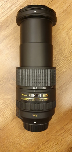 Nikon D7000 - Lente 18mm - 300mm - Pouquissimo Uso