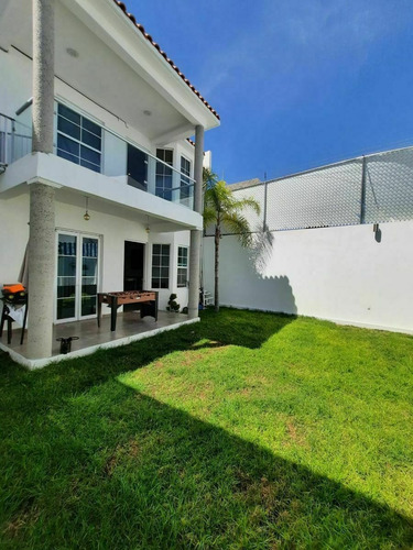 Imagen 20 de 29 de Hermosa Casa En Cumbres Del Lago, Alberca Propia, Jardín, 4