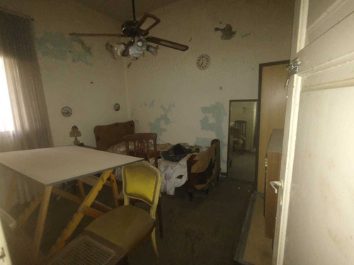 Imagen 2 de 9 de Res. America - Av. Alem 1753 - Depto En Venta