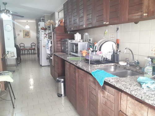 Venta Semipiso De 2 Dormitorios Muy Grande En Nueva Cordoba Calle Crisol