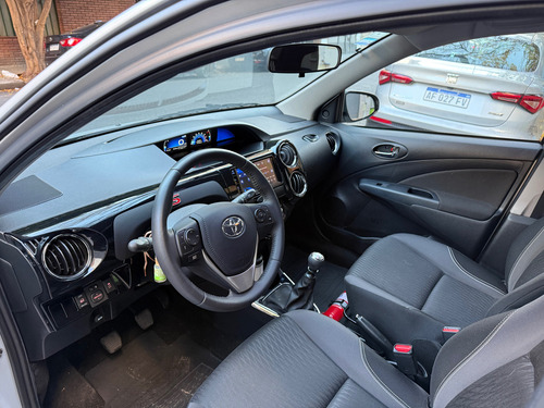 Toyota Etios 1.5 Xls