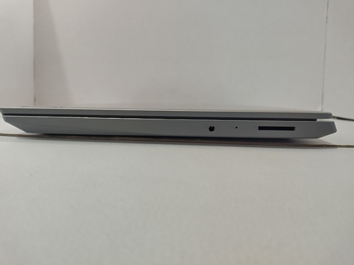 Computadora Laptop Lenovo Ideapad 3 14igl05 (Usado)