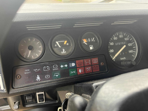 Imagen 18 de 25 de Land Rover Defender 1997 2.5 90 Sport