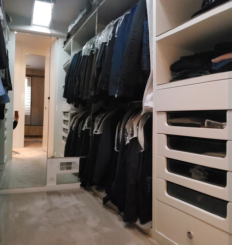 En Exclusiva!! Excelente Casa A La Venta De Un Solo Nivel !
