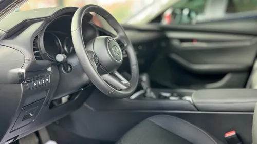 Mazda 3 Touring At Mhev (paño) 2025