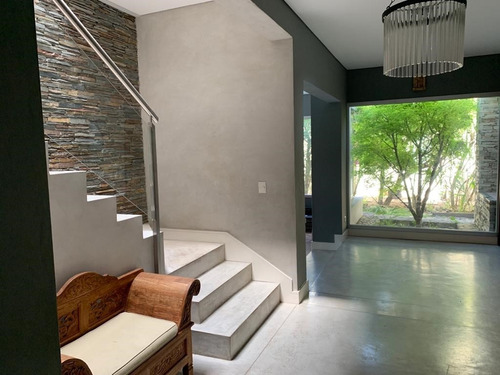 Imagen 2 de 28 de Casa En Venta En Santa Barbara, Tigre, G.b.a. Zona Norte