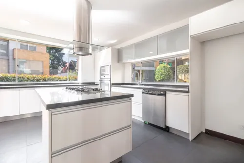 Casa En Venta En Colinas De Suba. Cod V9784