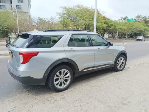 Ford Explorer xlt Ecoboost
