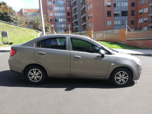 Imagen 5 de 10 de Chevrolet Sail 2014