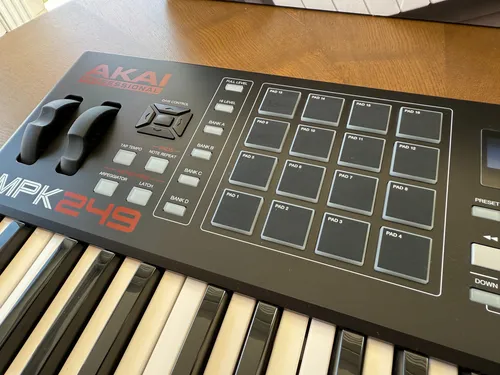 Akai Mpk 249 Controlador Usb Midi (Usado)