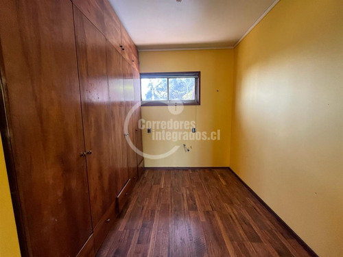 Casa En Venta De 6 Dorm. En Santo Domingo