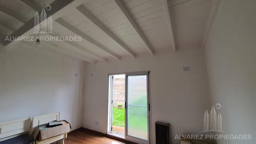 Imagen 30 de 30 de Casa 7 Ambientes Venta Merlo Oportunidad