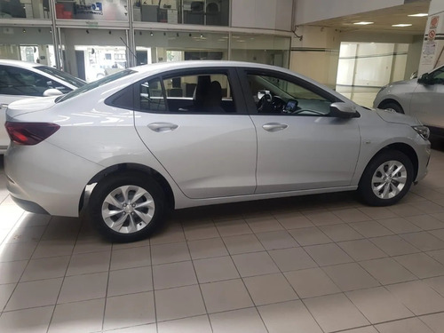 Imagen 15 de 25 de Chevrolet Onix Joy Plus Black Adjudicado Jp