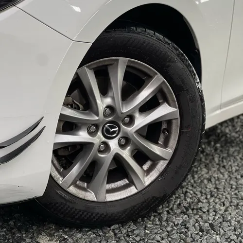 Mazda 3 2.0 Sport Touring