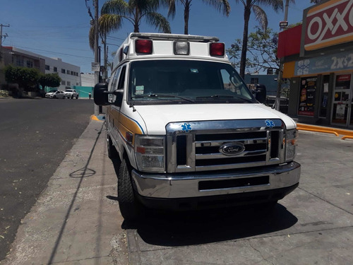 Imagen 2 de 15 de Ford Ambulancia T2 2011 Gasolina