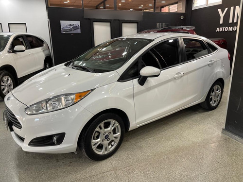 Imagen 2 de 11 de Ford Fiesta 1.6l S Plus